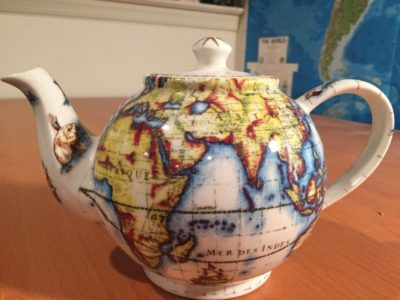 PAUL-CARDEW-TERRESTRIAL-GLOBE-Old-World-Map-Teapot-_57